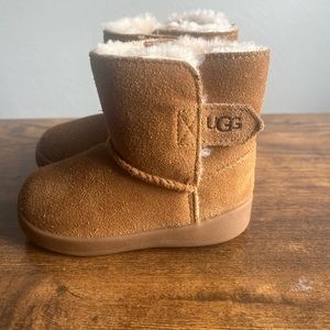 Baby Chesnut Brown Uggs